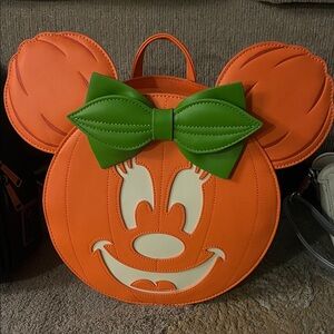 Loungefly Orange and Green Minnie Mouse bag!! NWT